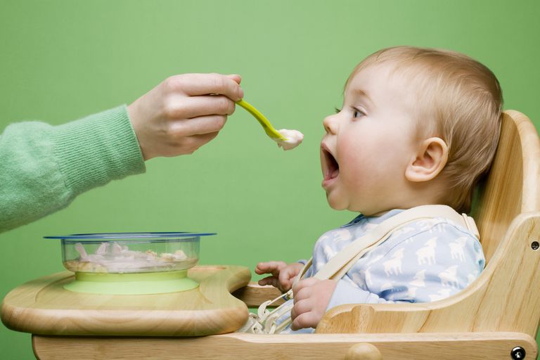 Explorando os Sabores: Guia Completo para a Introdução Alimentar do Bebê